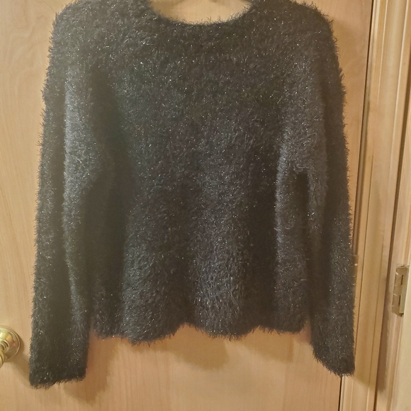 Target, holiday sweater, shimmery, size L, sort of cropped - Picture 4 of 4